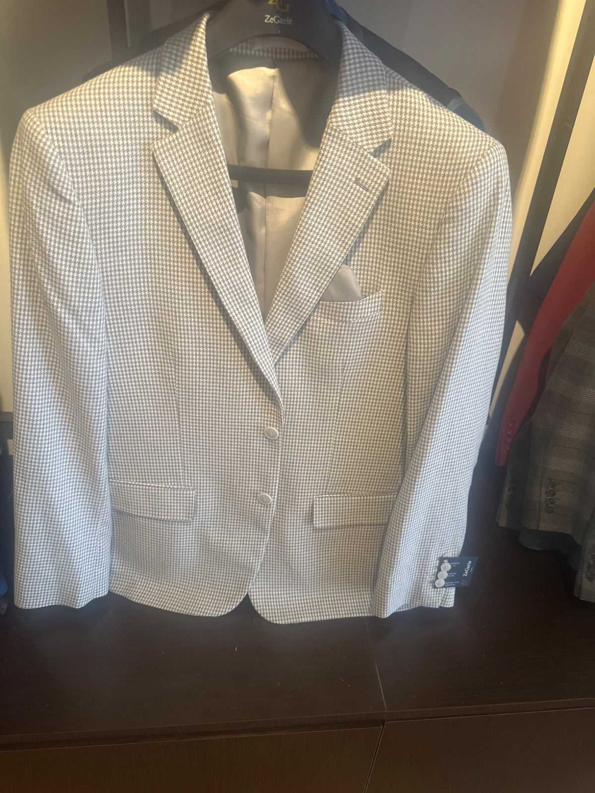 Houndstooth Sport Coat Size 44S